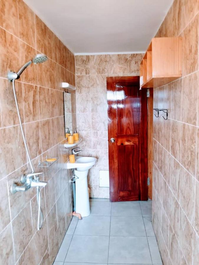 Stone House - Makepe, Douala Aparthotel Ngoại thất bức ảnh