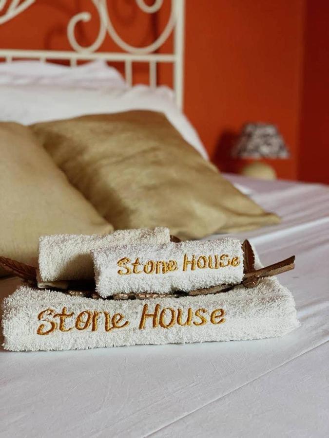 Stone House - Makepe, Douala Aparthotel Ngoại thất bức ảnh