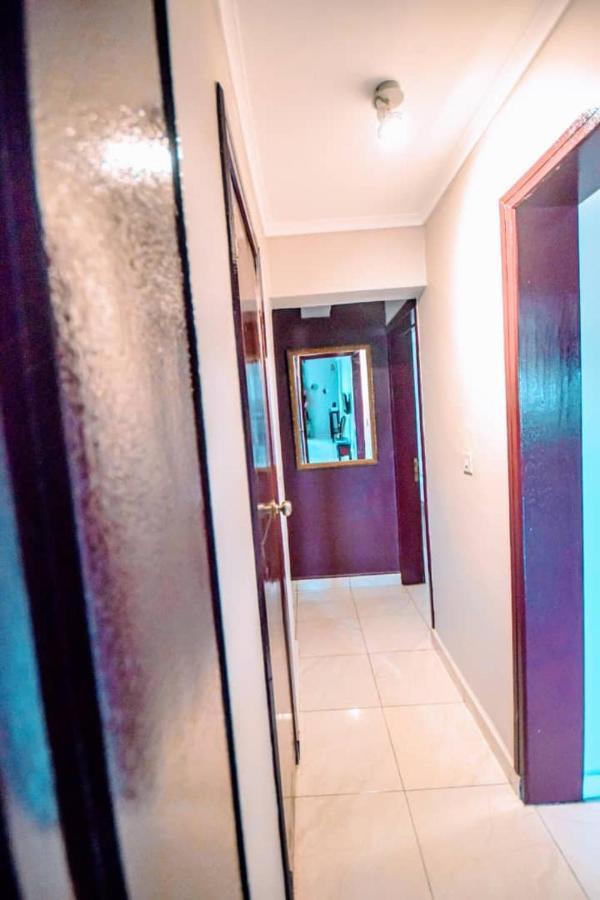Stone House - Makepe, Douala Aparthotel Ngoại thất bức ảnh