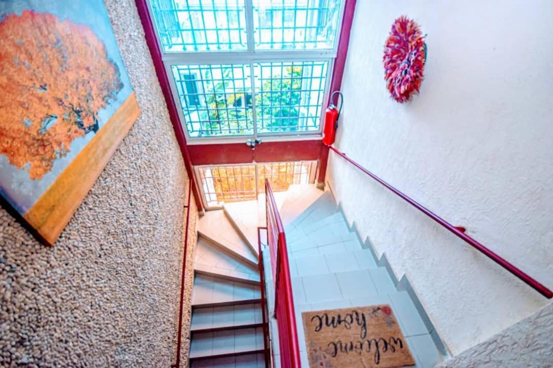 Stone House - Makepe, Douala Aparthotel Ngoại thất bức ảnh