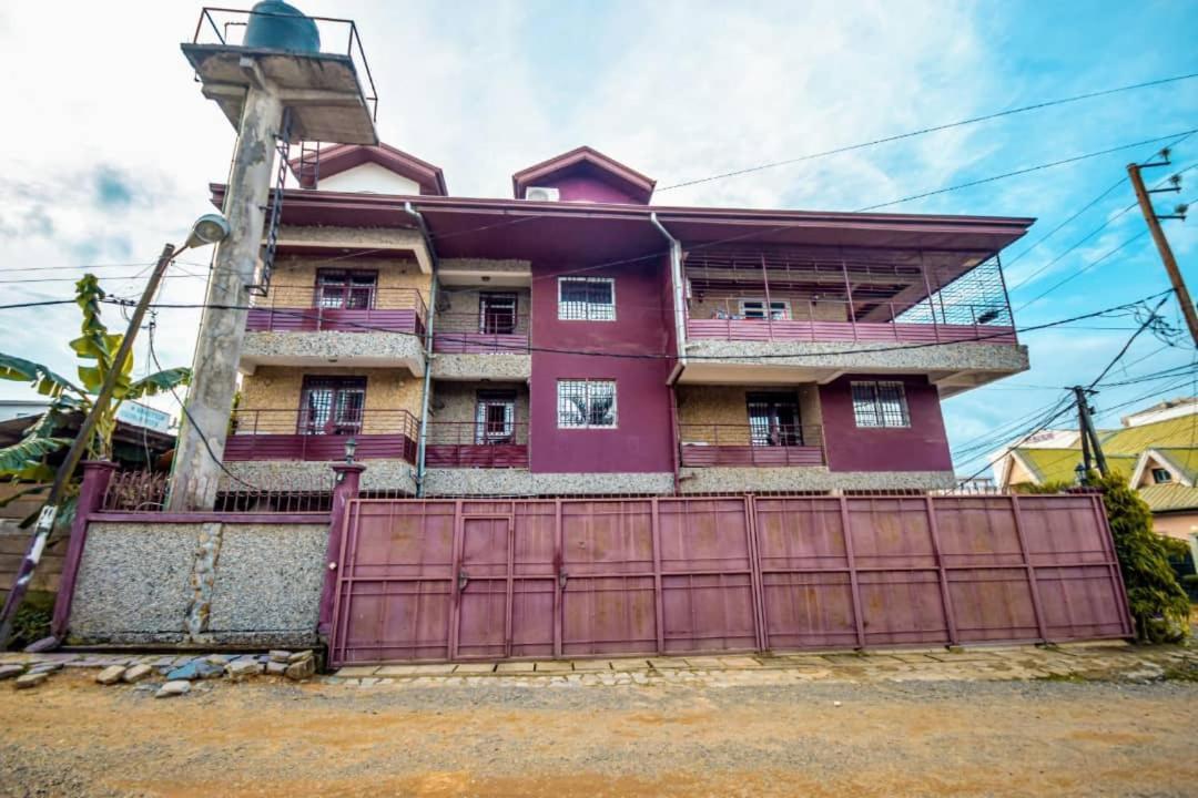 Stone House - Makepe, Douala Aparthotel Ngoại thất bức ảnh